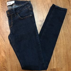 EUC Hollister Skinny Jeans